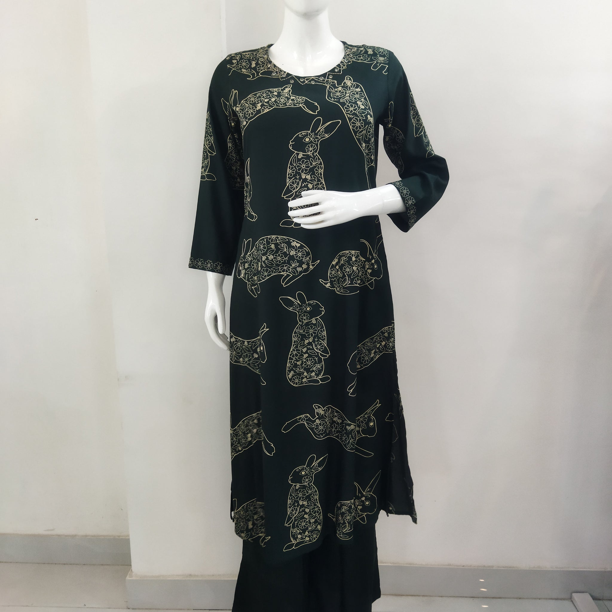 Mohitwala Women's Bottle Green Rayon Kurta & Palazzo Set