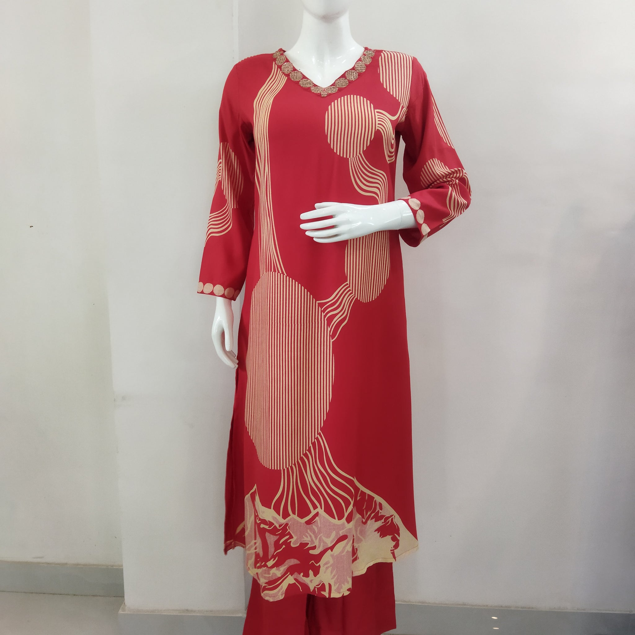 Mohitwala Women's Red Rayon Kurta & Palazzo Set