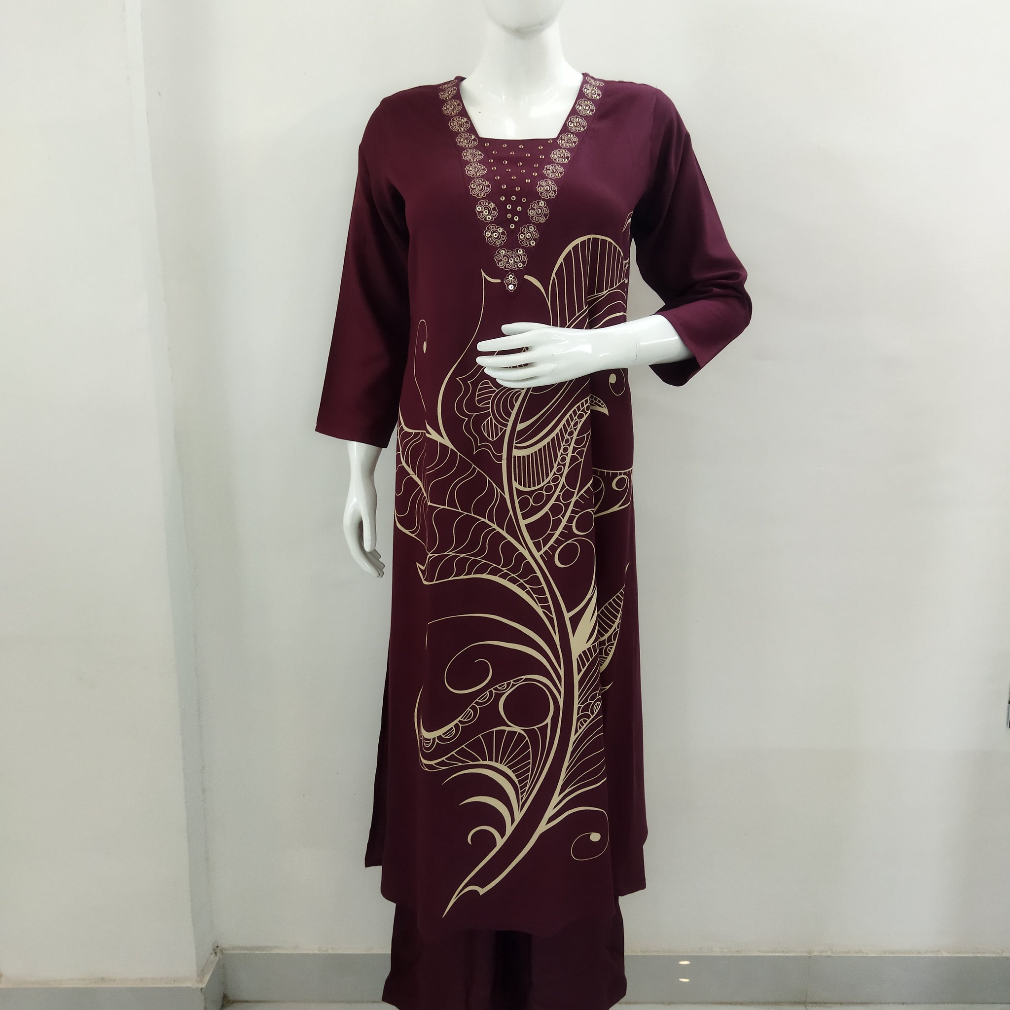 Mohitwala Women's Wine Rayon Kurta & Palazzo Set
